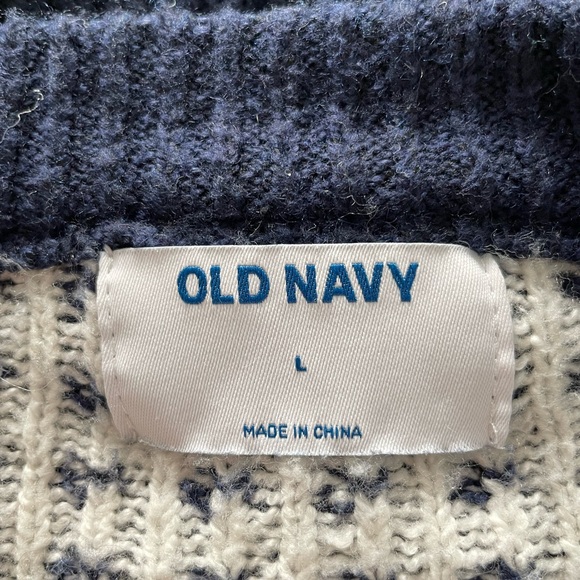 Old Navy Fair Isle Button-Front Cardigan Sweater - Picture 6 of 7